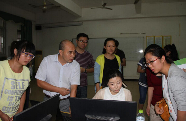 海南科技職業(yè)學(xué)院舉辦微課制作技術(shù)培訓(xùn)班