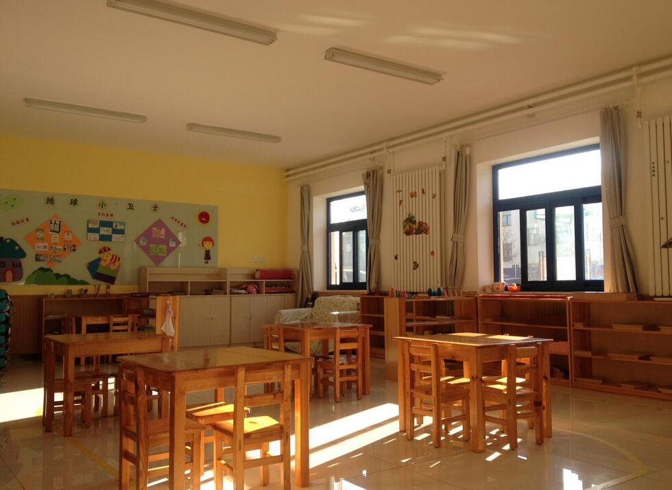 2018꺣^(q)ZW(xu)УW(xu)ǰM(fi)(bio)(zhn)