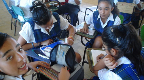 從公立學(xué)校轉(zhuǎn)到國(guó)際學(xué)校 學(xué)生該怎么適應(yīng)?