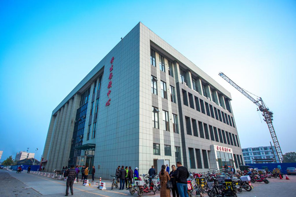 ӱЌW(xu)УӱܛI(y)g(sh)W(xu)ԺЩI(y)