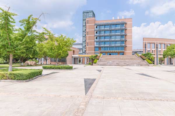 西安城市建設(shè)職業(yè)學(xué)院高鐵乘務(wù)專業(yè)招生