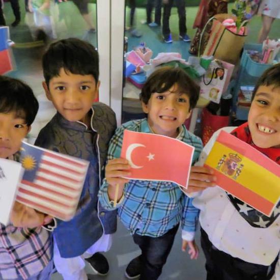 為什么明星都熱衷于選擇國際學(xué)校