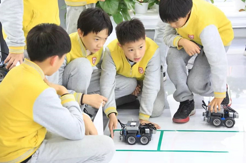 愛迪國(guó)際學(xué)校