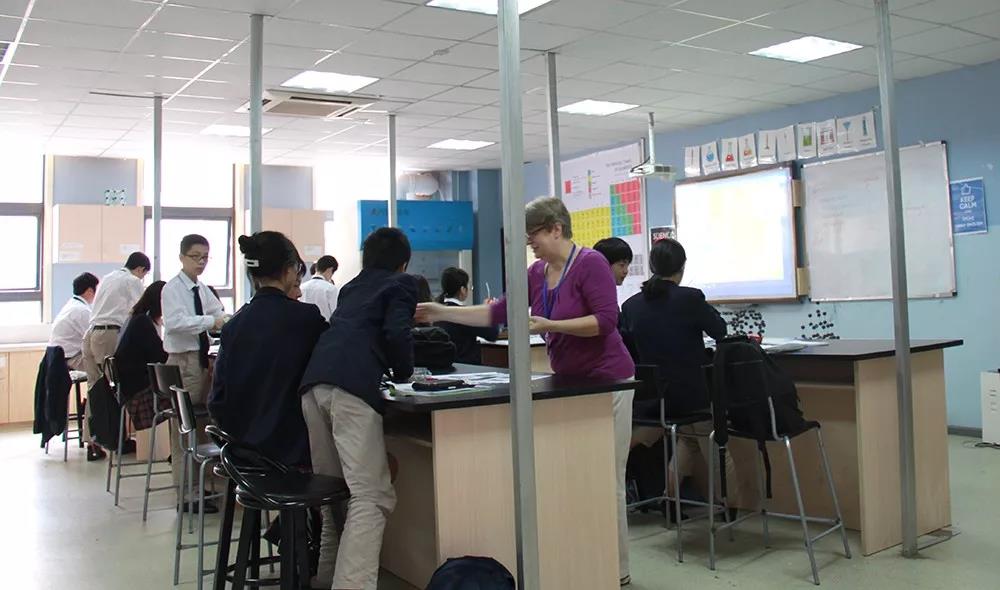 牛津國際公學(xué)成都學(xué)校