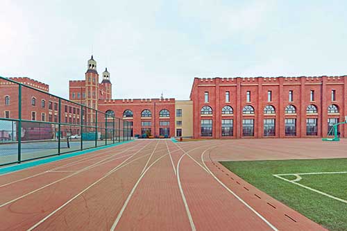 黑利伯瑞國際學(xué)校