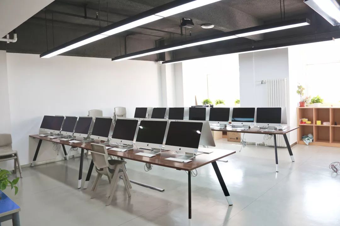 愛迪國際學(xué)校