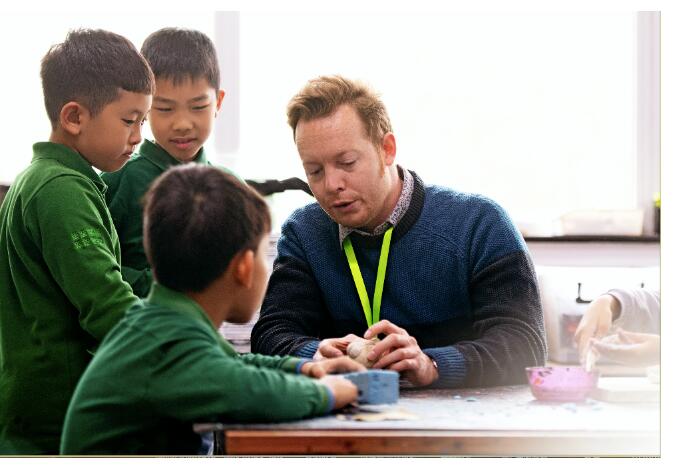 青苗國際雙語學(xué)校