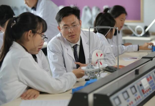 北京四中國際課程佳蓮校區(qū)