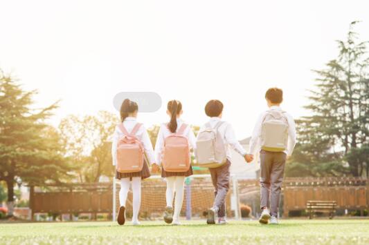 國(guó)際學(xué)校學(xué)費(fèi)