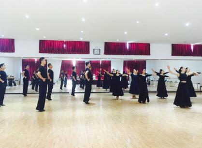 北京博文學(xué)校舞蹈教室