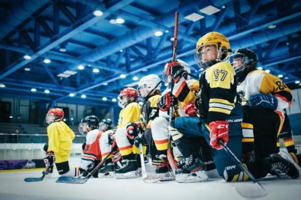 北京朝陽凱文學(xué)校冰球場.