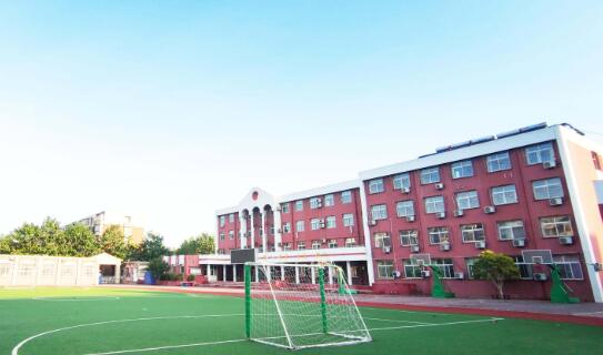 海淀崛起實驗學(xué)校