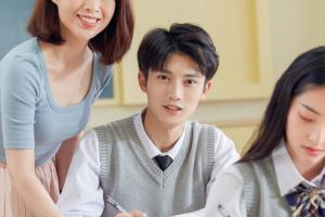 高考分?jǐn)?shù)線200分左右的大學(xué)