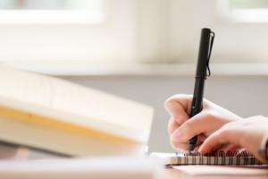 󌣝hZČWI(y)͘I(y)F(xin)y?