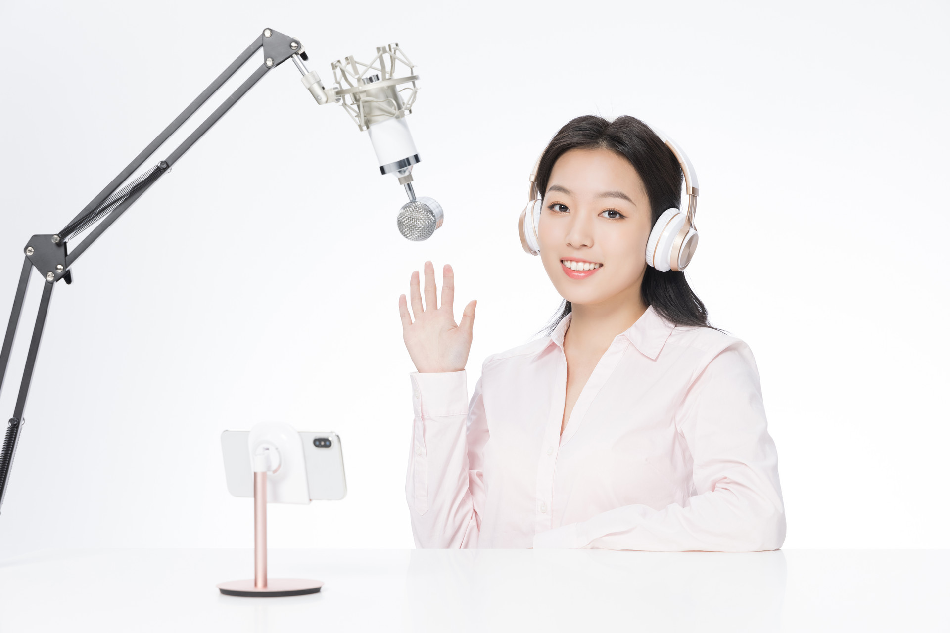 初中生報(bào)讀播音與主持專業(yè)需要注意什么?