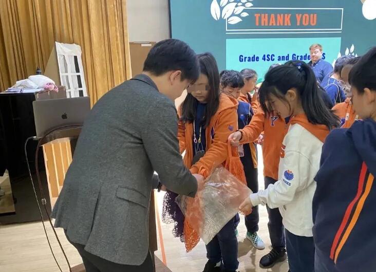 ҫAHWУfУ^(q)СW̽n