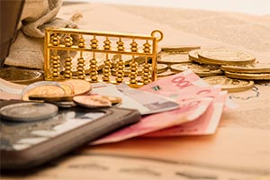 北京中加學(xué)校小學(xué)部學(xué)費(fèi)貴嗎？一年多少錢？