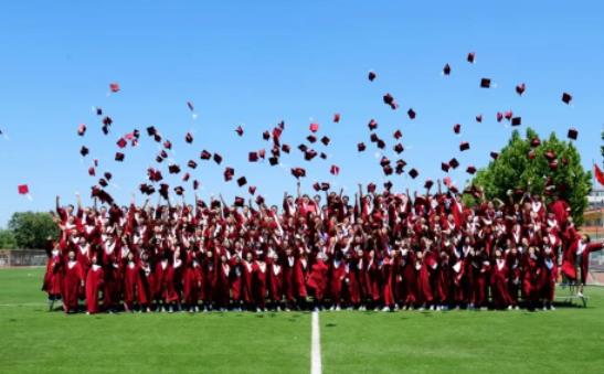 2023年北京中加學(xué)校高中普高班招生計(jì)劃發(fā)布，普高班200人名額充裕！