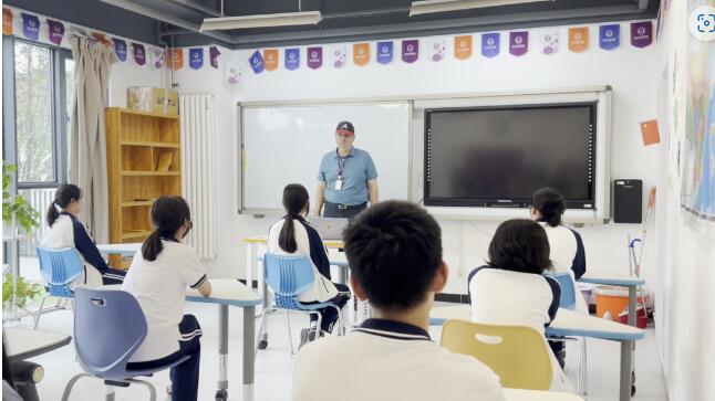 北京四中國(guó)際課程佳蓮校區(qū)課程.jpg