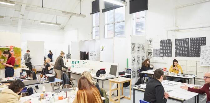 君誠(chéng)國(guó)際藝術(shù)高中海外大師課