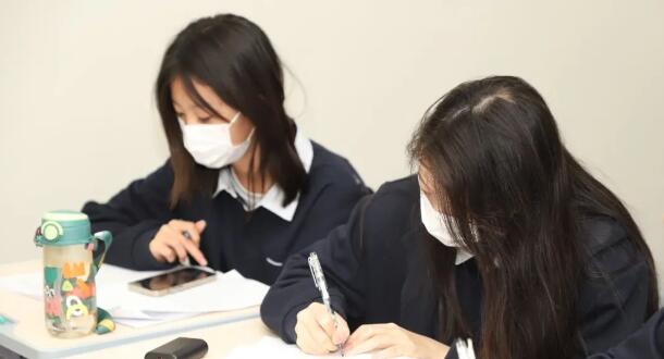 六力學(xué)校維多利亞預(yù)備課程中心寒假安排1