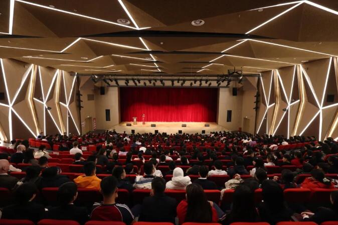 北京德閎學(xué)校開學(xué)典禮