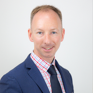 哈羅北京國際學(xué)校高中學(xué)監(jiān)