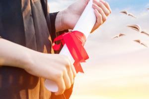 ɽ|ЩW(xu)Уй(yng)\(yn)I(yng)(zhun)I(y)