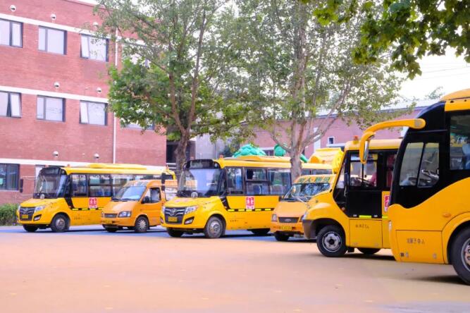 Q̽Уͨ݅^(q)˽ˌW(xu)У