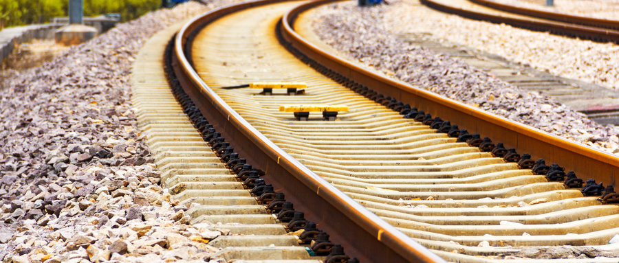 ӱ܉̖ͨcƌI(y)W(xu)УЩ