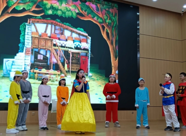 北京市忠德學校英語風采表演劇照