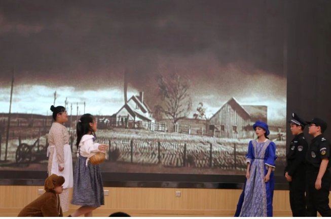 北京市忠德學校英語風采表演劇照