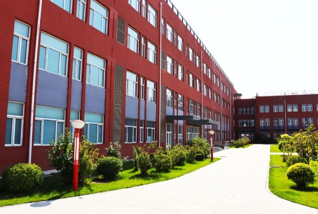 北京懷柔索蘭諾中學