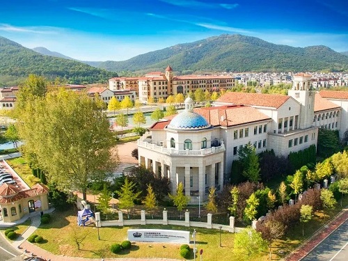 大連國(guó)際學(xué)校-美國(guó)國(guó)際學(xué)校