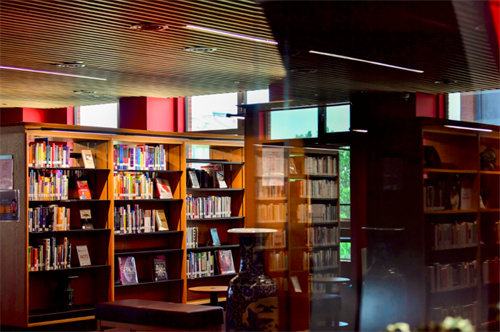 鼎石硬件設(shè)施