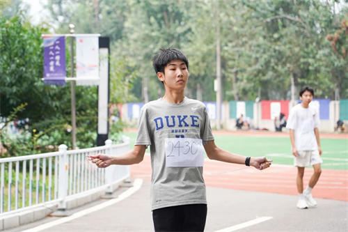 北京東方紅學(xué)校明德學(xué)院運(yùn)動(dòng)會(huì)