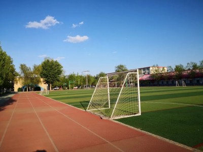 北京海淀區(qū)尚麗外國(guó)語學(xué)校