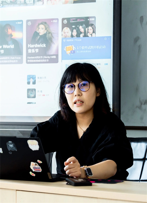 新府學(xué)高中部