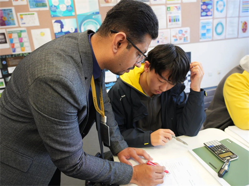 ꖄPČW(xu)ڡ2024Ӣ(sh)W(xu)y(c)u(png)ϲ@öȫy(jing)