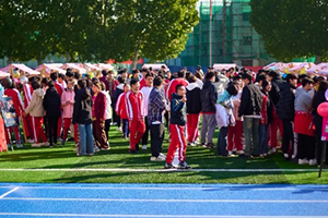 北京中加通州華仁學(xué)校舉行2024年社團(tuán)招新活動(dòng)！