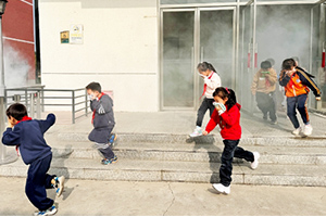 北京市朝陽區(qū)博雅學(xué)校開展消防安全演練活動(dòng)：共建安全校園！