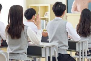 2024年安徽外國(guó)語(yǔ)學(xué)院錄取分?jǐn)?shù)線(xiàn)是多少？