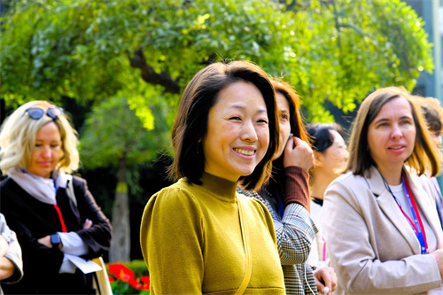 微俄羅斯公立學(xué)校來樹人學(xué)校訪問g