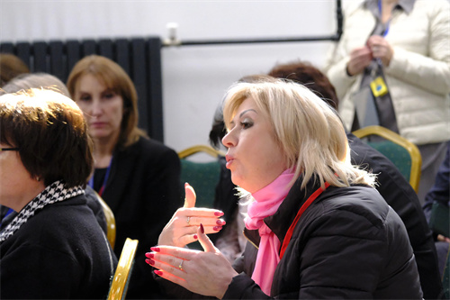 俄羅斯公立學(xué)校來樹人學(xué)校訪問