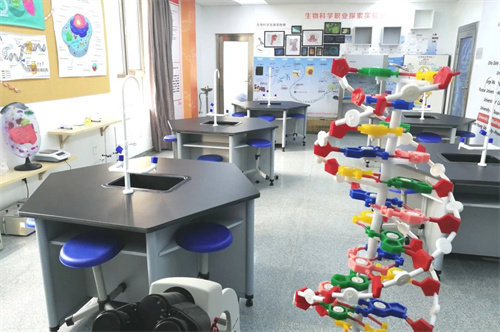 北外同文外國語學(xué)校春季0.5項(xiàng)目招生簡(jiǎn)章