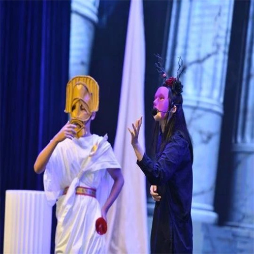 未來領(lǐng)導(dǎo)力學(xué)校中學(xué)部冬令營