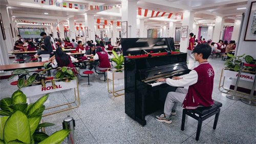 微北京王府學校餐廳