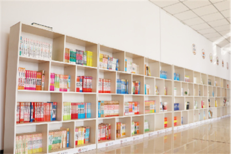 三河市燕橋?qū)W校