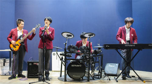 愛迪藝術(shù)高中