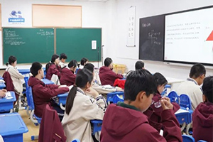 北京東方紅學(xué)校高效課堂“七連環(huán)”分享，解鎖教育創(chuàng)新密碼！